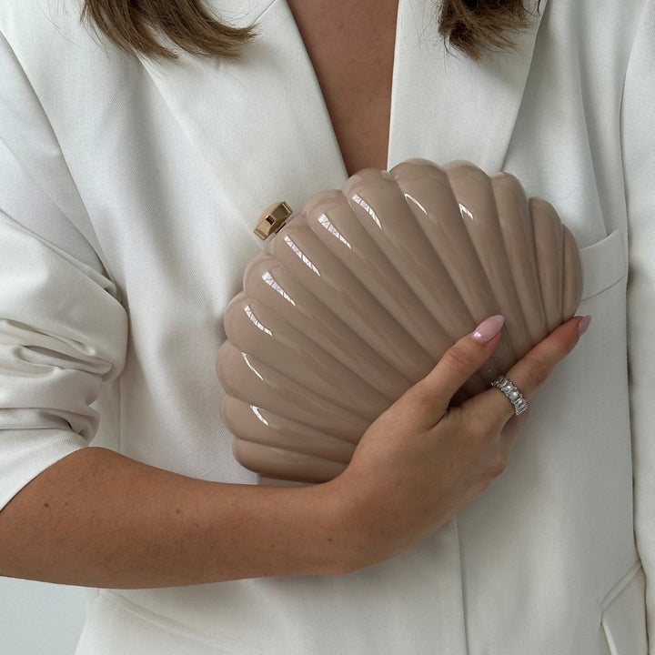 PAULY Shell Clutch - Olga Berg